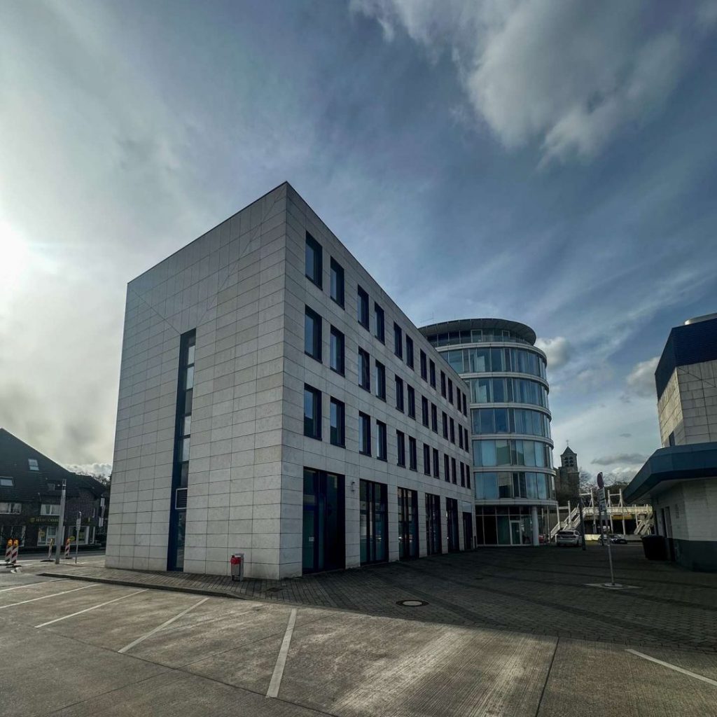 Eingang Bahnhofseite