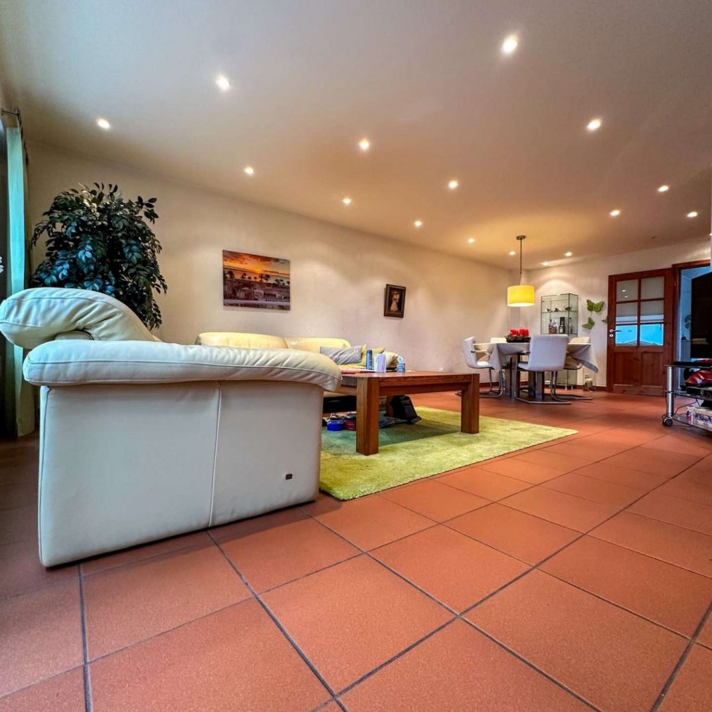 offener Wohn- und Essbereich