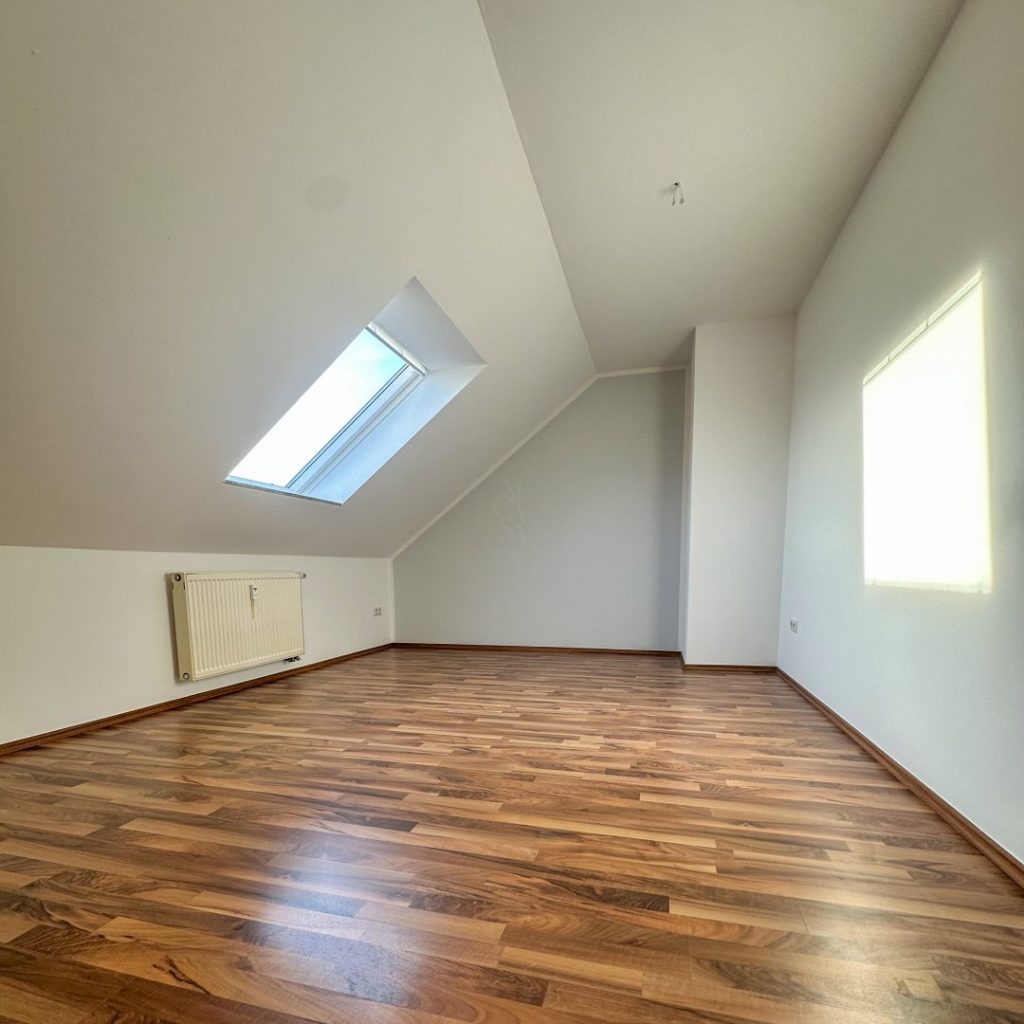 Arbeitszimmer DG Haus 2