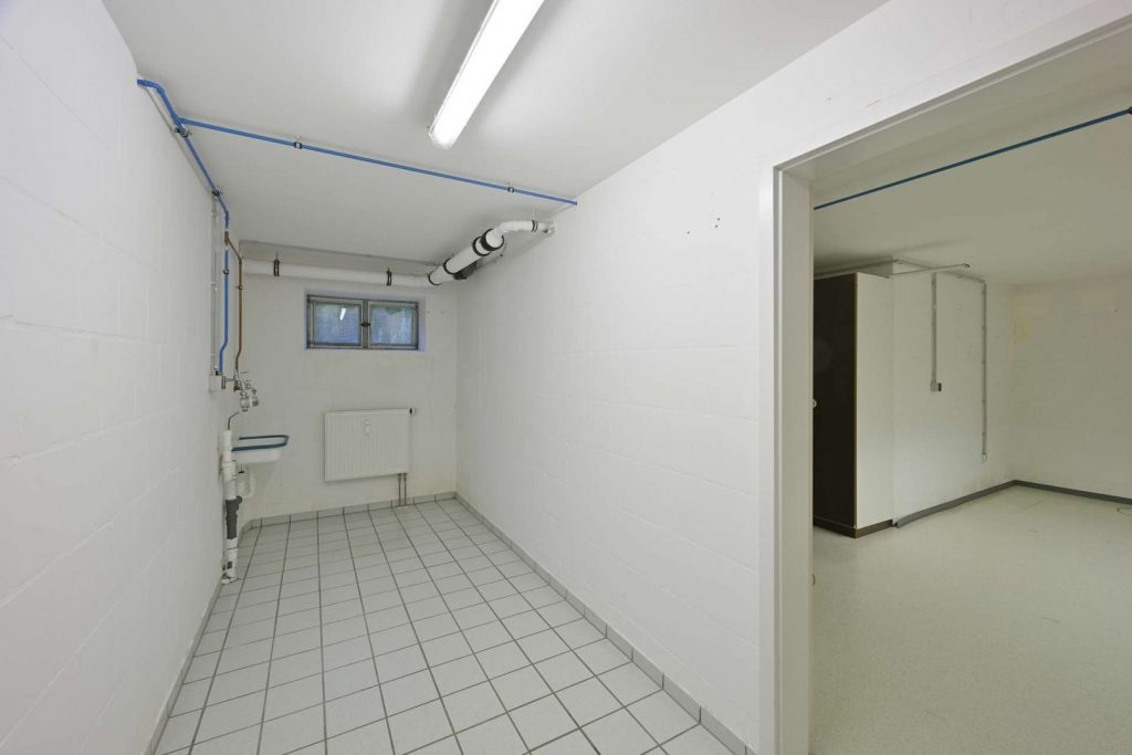 eigener Waschraum für EG Wohnung