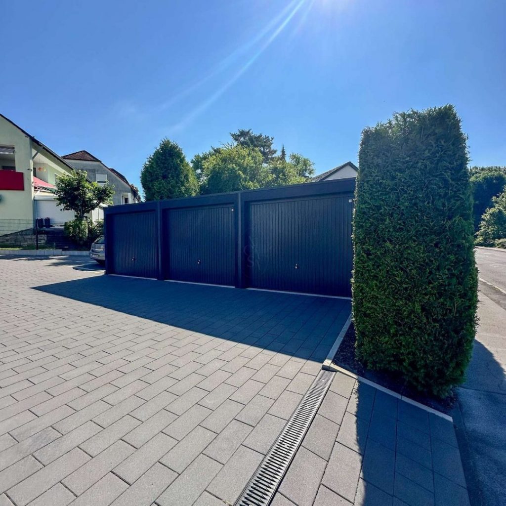 hochwertige Garagen