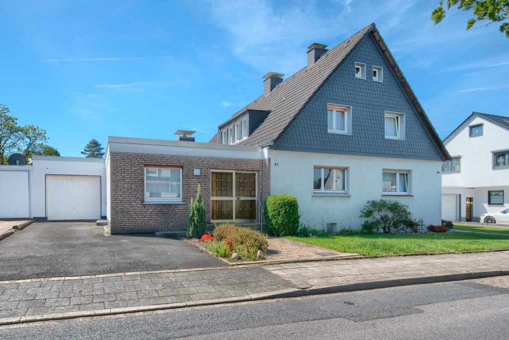 Straßenansicht