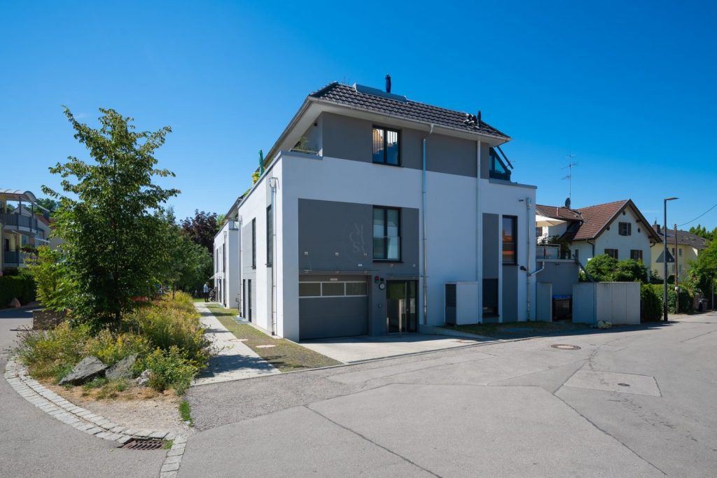 Zuwegung Haus 1+2