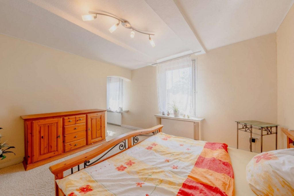 Schlafzimmer OG