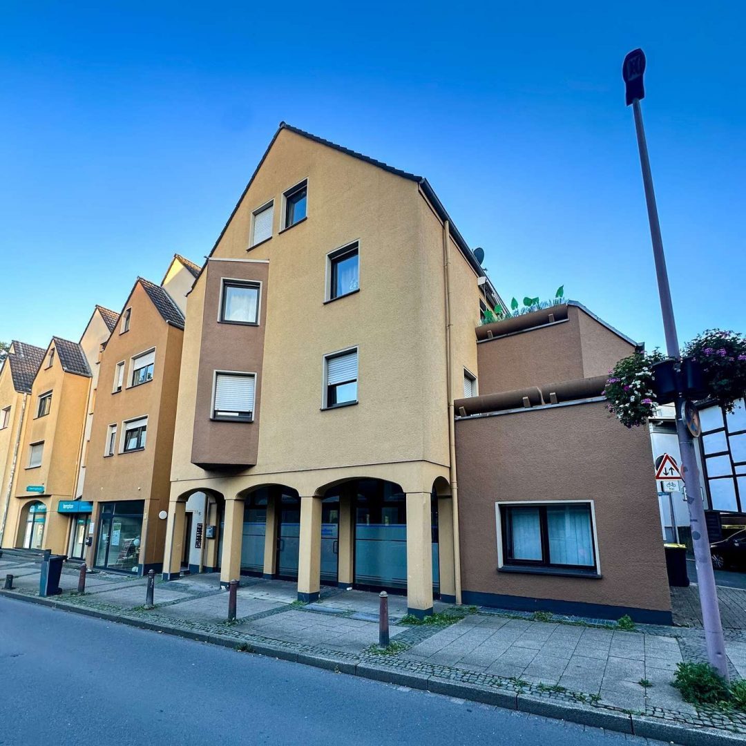 Straßenansicht